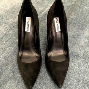 Steve Madden black heels in original box